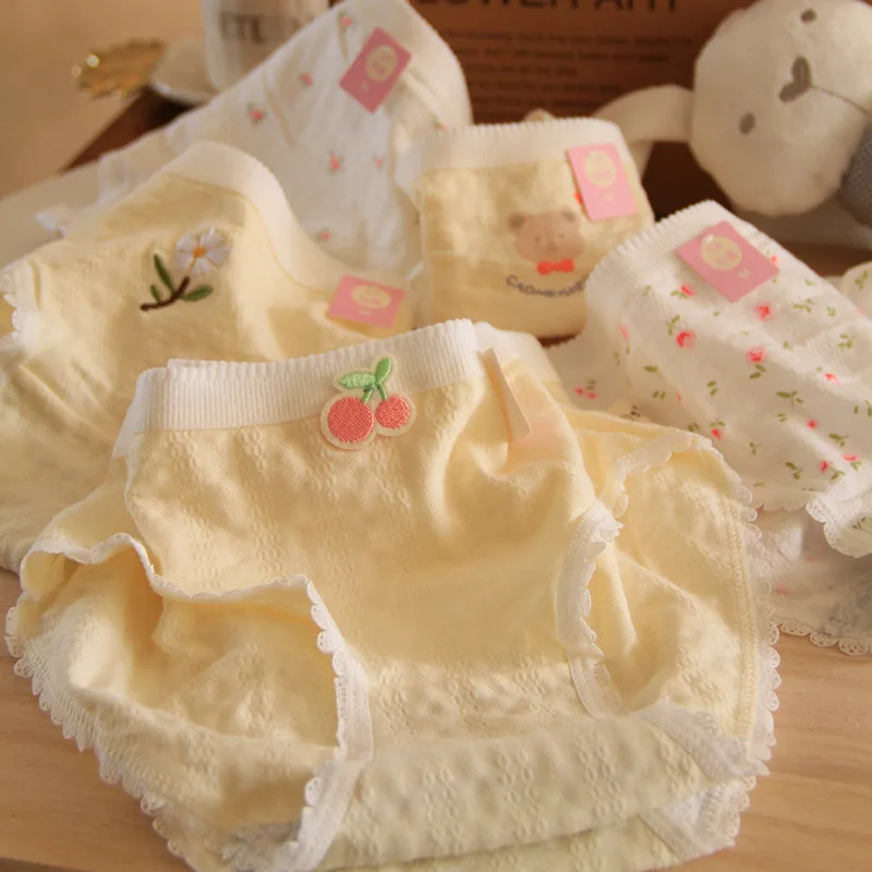 Милые хлопковые трусы с цветоч – обзор и цена Embroidery Yellow Flower